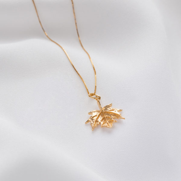 Buy Lullaby Of The Leaves Necklace In Gold Plated 925 Silver from Shaya by  CaratLane